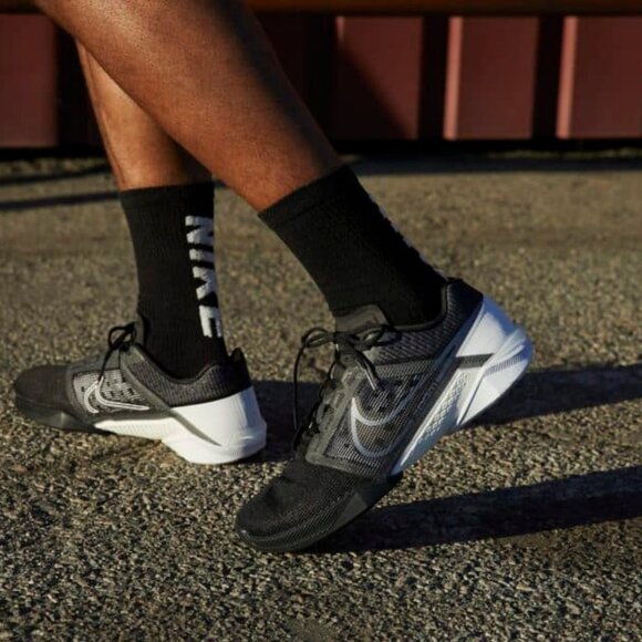 Nike React zoom Metcon turbo 2 Training Shoes Men\'s 7.5 Women’s 9 main image 9